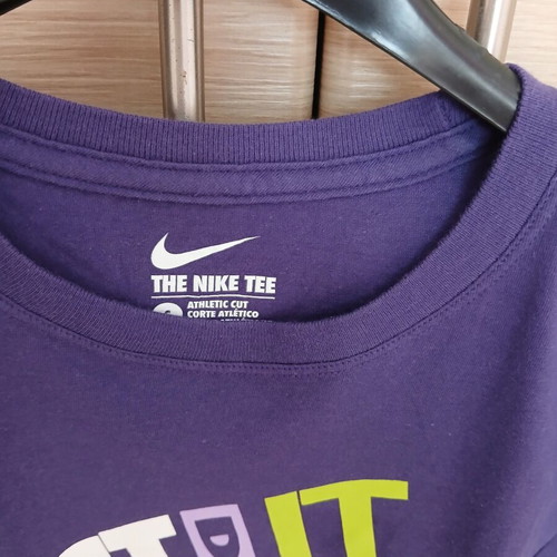Nike T-shirt like new, purple, size XS