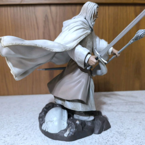 Gandalf the White PVC Diorama like new