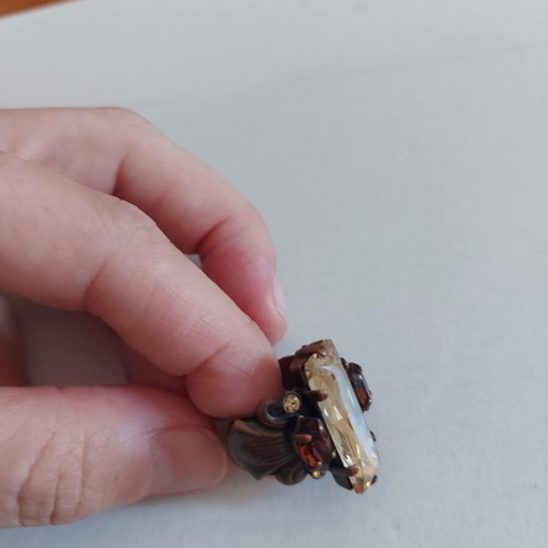 Ring with stones like new, metal