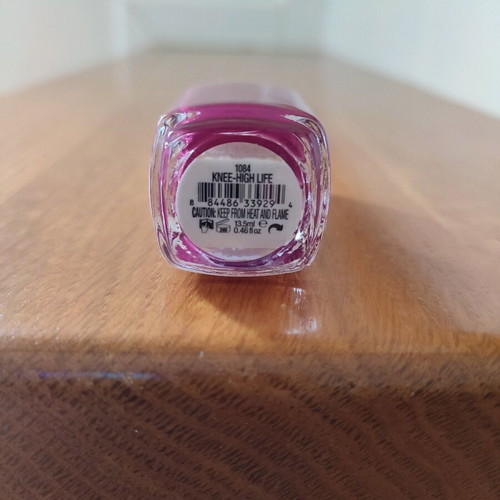 Essie nail polish knee high life new