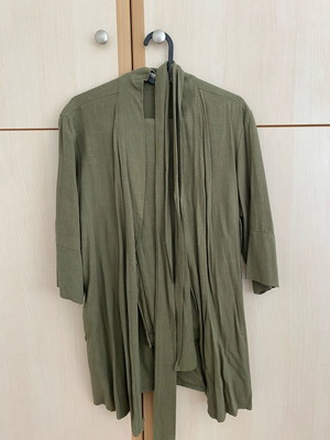 Vassia Kostara set s/m