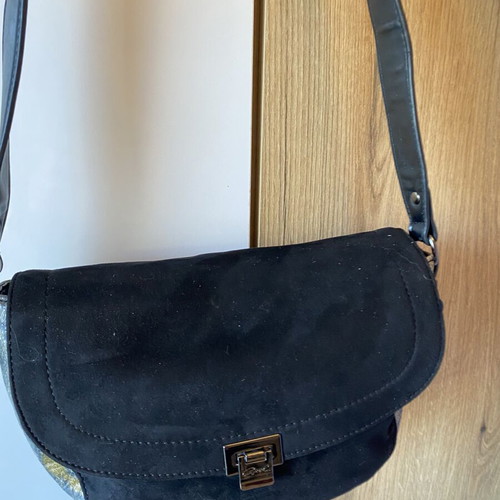 Axel Black Crossbody Bag like new with suede-effect flap and snake-print sides