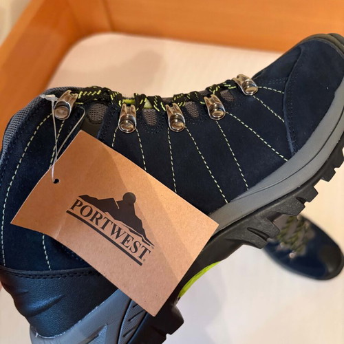 Portwest work boots new, size 41, black