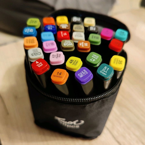 Touch set of 30 alcohol markers new with case