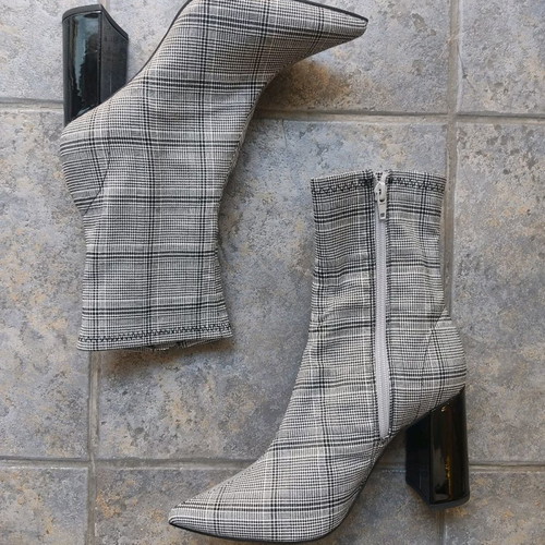 Jeffrey Campbell ankle boots new, size 37, square heel