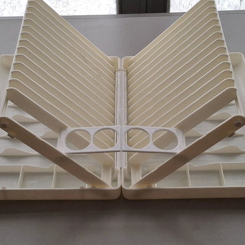 Folding dish rack like new for drying dishes