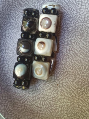 Agate Bracelets like new, set of two, black and beige