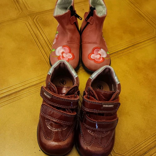Children's leather boot size 21 like new