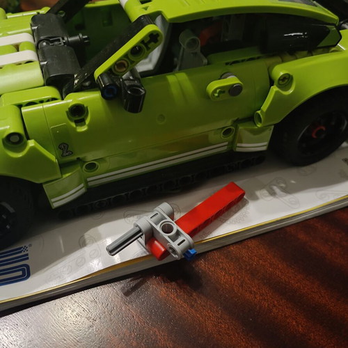 Lego Technic 42138 Ford Mustang Shelby Cobra GT500 like new with pullback