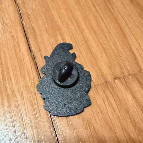 Vintage He-man cartoon pin like new