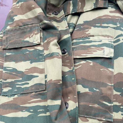 Military jacket forest color new type medium used 2024