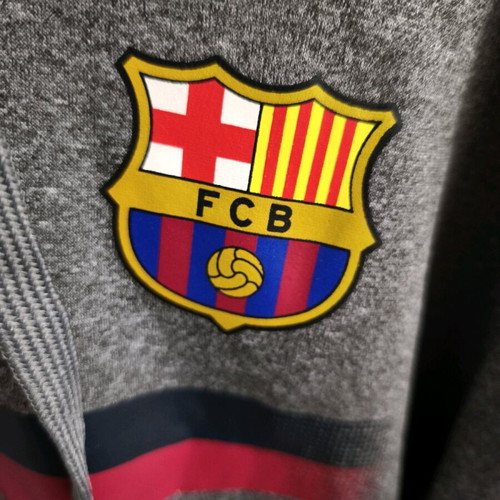 FC Barcelona hoodie like new, size M, official merchandise