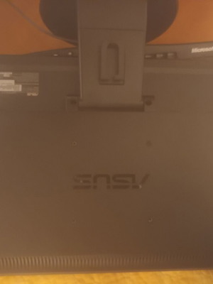 LCD Monitor 20' used in very good condition