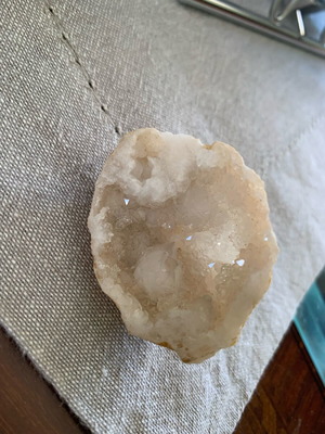 Geode with shiny white crystals, small 5 x 3.5 cm