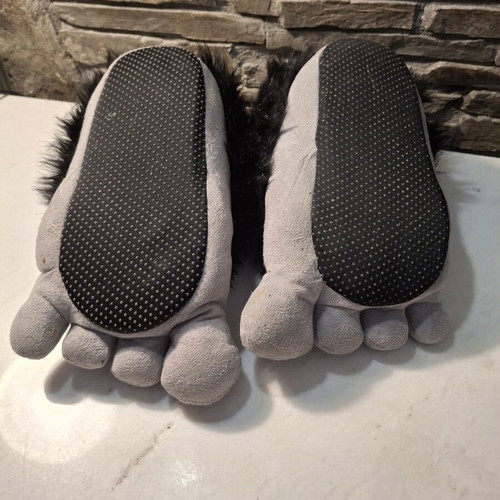 Funny Gorilla Feet Slippers like new, black and gray