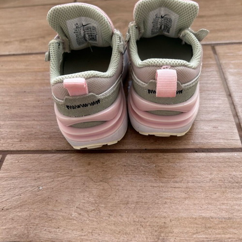 Nike Waffle One kids sneakers like new, pink green N22