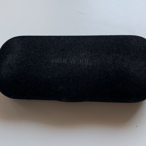Paul & Joe velvet glasses case like new, black
