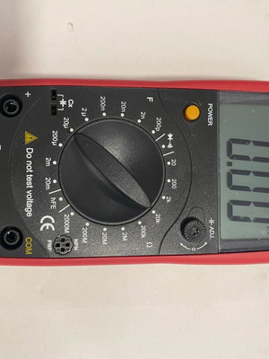 UNI-T UT601 καπασιτόμετρο και ωμόμετρο