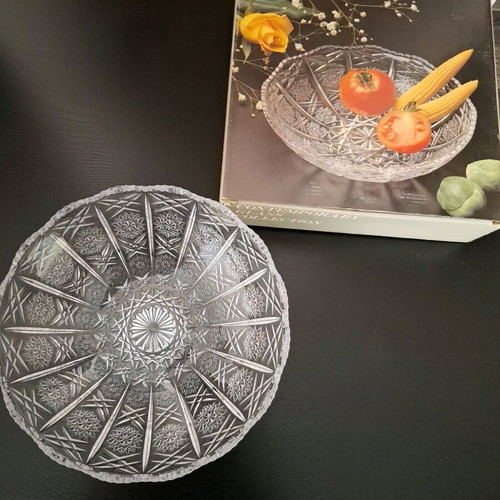 Soga Glass vintage salad and fruit bowl, new in box