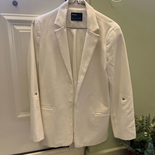 Bershka blazer jacket Small like new, white with fitted waist