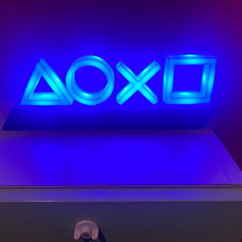 PlayStation φωτιστικό σαν καινούργιο με καλώδιο