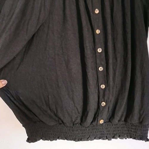 Peacocks blouse like new, size L