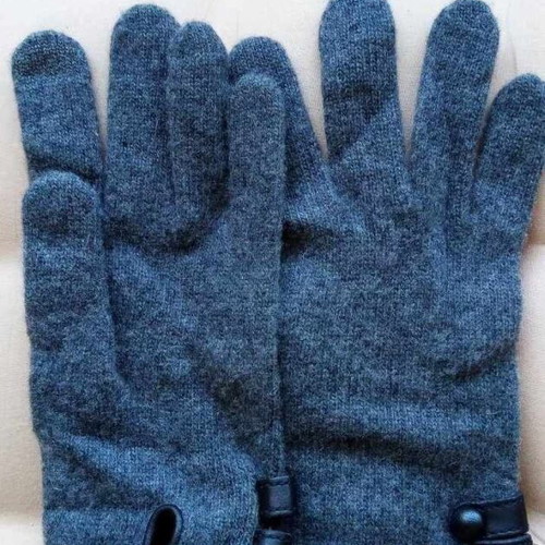 Winter gloves made of cashmere like new, gray