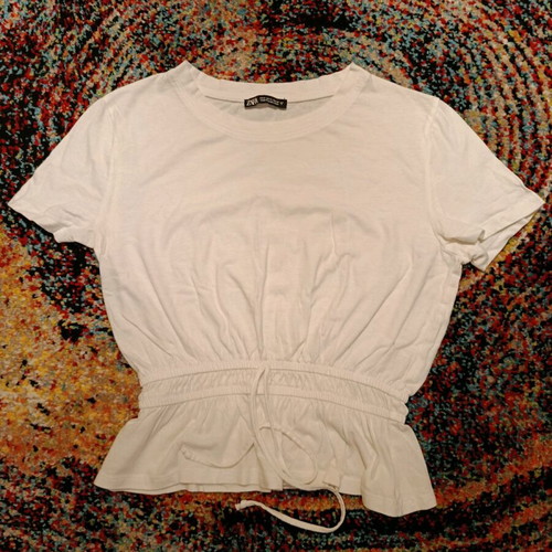 Zara white short-sleeve blouse like new, size Medium
