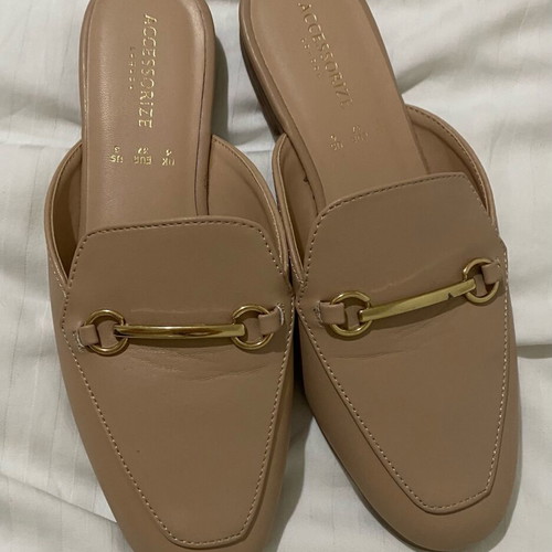 Leather mules beige used with gold detail