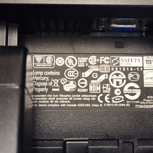 HP L1706 17" LCD οθόνη σαν καινούργιο, ασημί/μαύρο