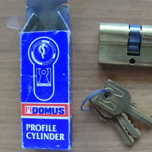 Domus 11054 Security Lock Cylinder 54mm like new