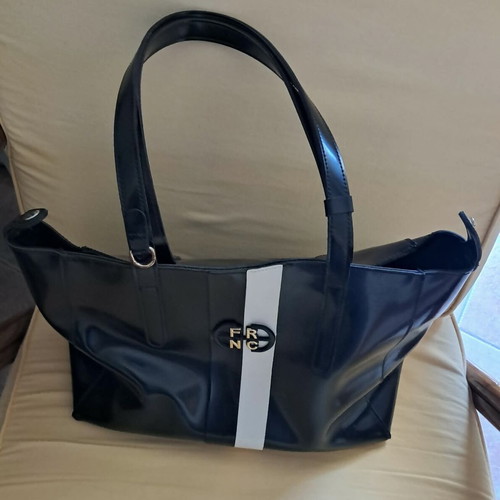 FRNC shoulder bag like new, black and white