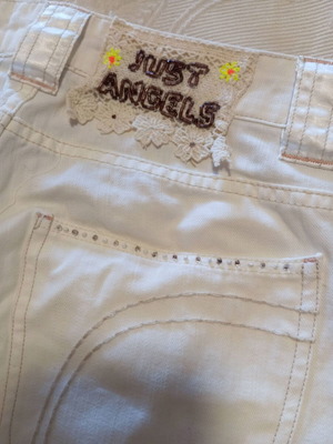 Just Angels Vintage Y2K Λευκό Χαμηλοκάβαλο Παντελόνι Καμπάνα με Κέντημα Koi σαν καινούργιο