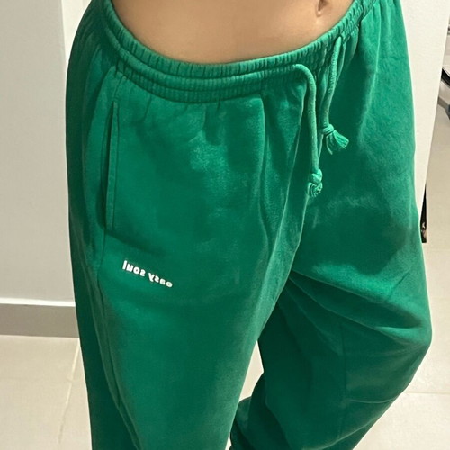Green athletic pants like new, baggy wide fit