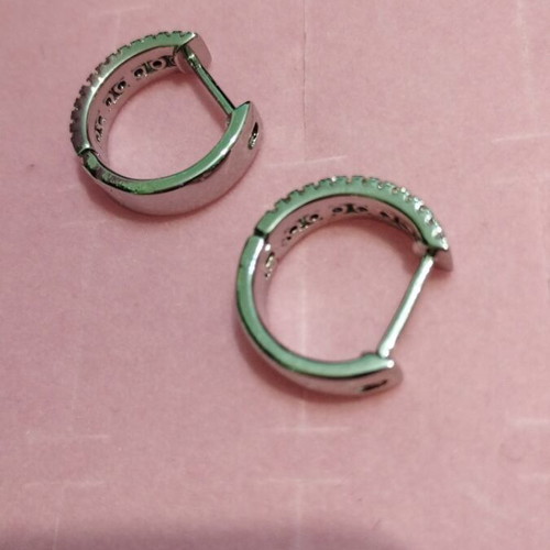 Stainless steel hoop earrings with impressive blue and white zirconia new