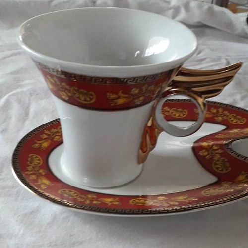 Pair of Limoges cups in white and red with gold and saucers new