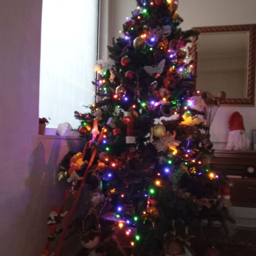 Christmas tree like new 2.10 m with decorations, nativity scene and lights