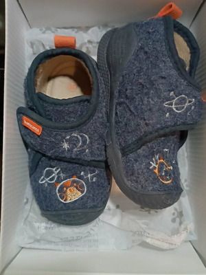 Biomechanics Παιδικό Παντοφλάκι για Αγόρι Ανατομικό Χρώματος Μπλε ν 20 σαν καινούργιο