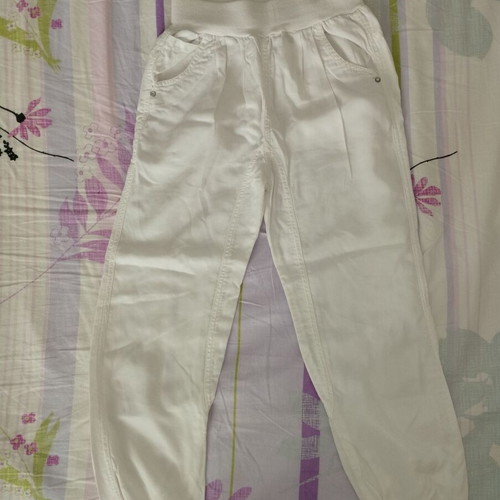 Trybeyond fabric pants like new, white, size 128, age 8, cool and comfortable