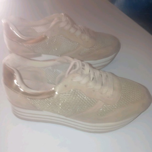 Sneakers No39 like new, beige athletic shoes size 39