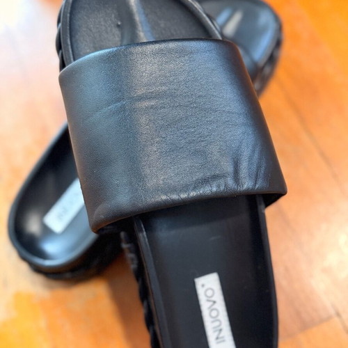 Inuovo leather black slides flatform sandals like new