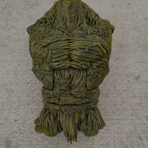 Man Thing Build-A-Figure torso used from Marvel Legends Jessica Jones