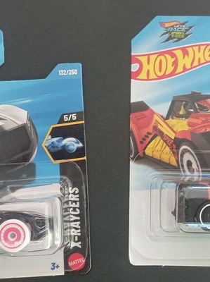 Hot Wheels Voltage Spike και Bullet Proof αυτοκινητάκια, σετ 2