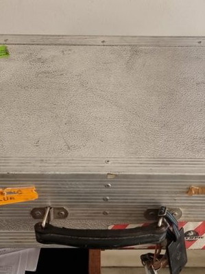 Olympic pilot suitcase used, aluminum frame