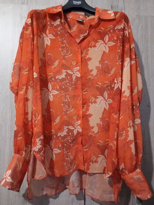 Ciel Concept shirt like new, one size