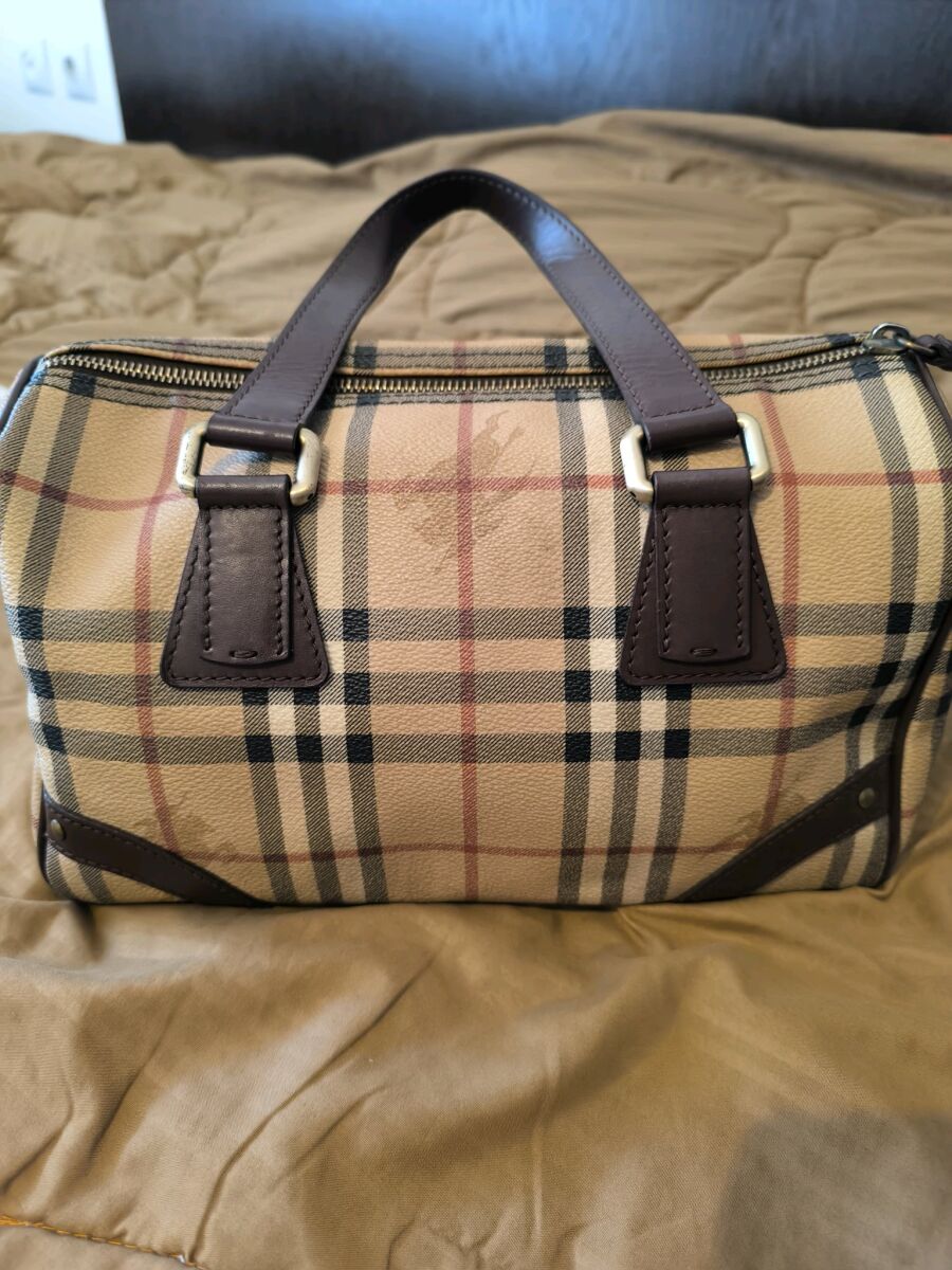 Burberry Boston vintage bag like new,… - € 600,00 - Vendora.cy