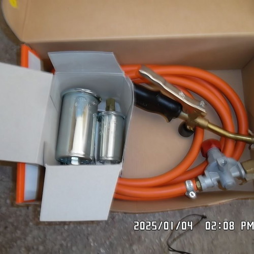 Flame torch complete set new with pressure regulator and nozzles