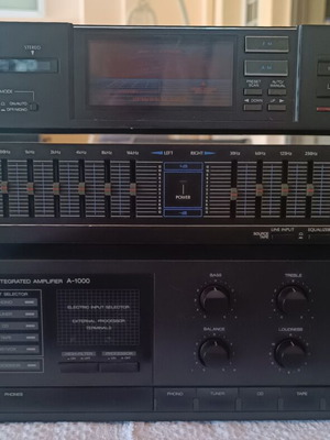 Sansui set A-1000 amplifier SE-500 equaliser T-700 tuner like new