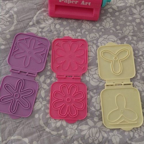 Playgo Blooming Flower Creations craft set like new