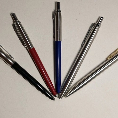 Metal pens new, pack of 5, black ink